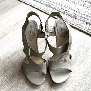 Maxstudio Tan Leather High Heel Sandals Women’s 7.5